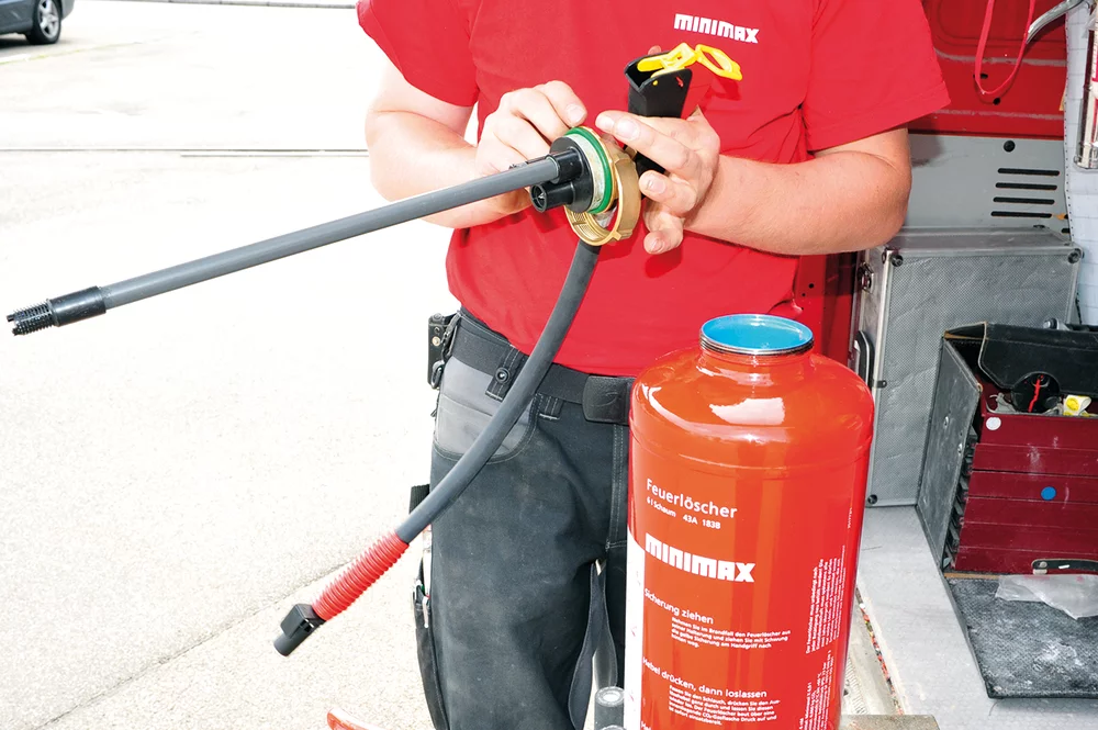Feuerlöscher Prüfung Wartung Instandhaltung