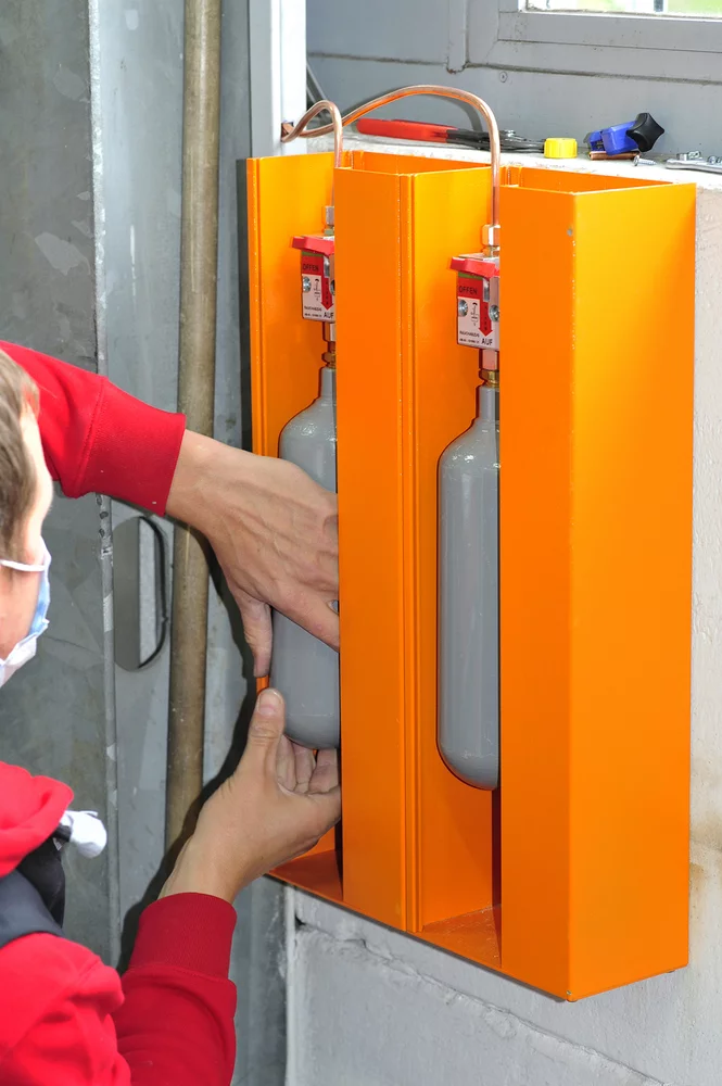 Notauslösung Lichtkuppel Rauchabzug Flachdach.jpg