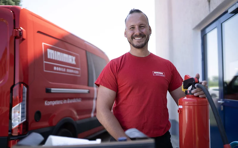 Servicetechniker Feuerlöscher / Feuerlöschgeräte