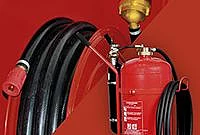 Wandhydranten vs. fahrbare Feuerlöschgeräte