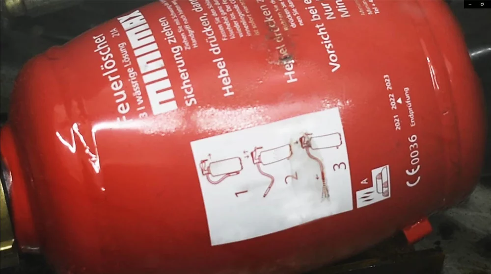 Berstprüfung Qualität Feuerlöscher Qualitätskontrolle Minimax